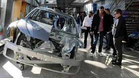 High-level professional exchange in THI’s auditorium: international experts discuss current developments in vehicle safety (Photo: THI).