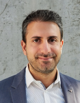 Portraetfoto von Professor Ertan Akguen