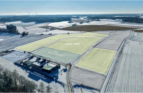 Site layout of the Hydrogen Technology Application Centre (WTAZ, ITZ South) in Pfeffenhausen, featuring the HyTACC CRYO hydrogen liquefier and the HyTACC hydrogen test hall surrounding the Hy2B electrolyser for green hydrogen (Image: HyTACC).