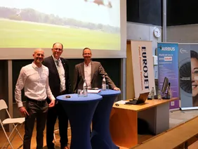 Milestones and perspectives: Professors Uli Burger, Hans-Joachim Hof, and Armin Soika (left to right) take stock and look ahead to future developments (Photo: THI).
