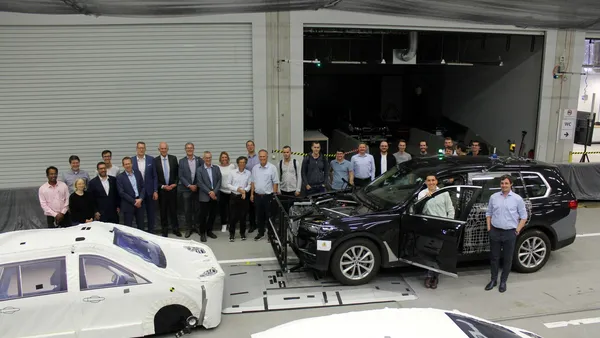 Projektabschluss in großer Runde (Foto: THI). Gruppenbild vom Abschluss des Projekts MIAMy