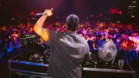 Party auf dem Campus: Bands und DJs sorgten bis in die Nacht für beste Stimmung (Foto: Simon Kahner).